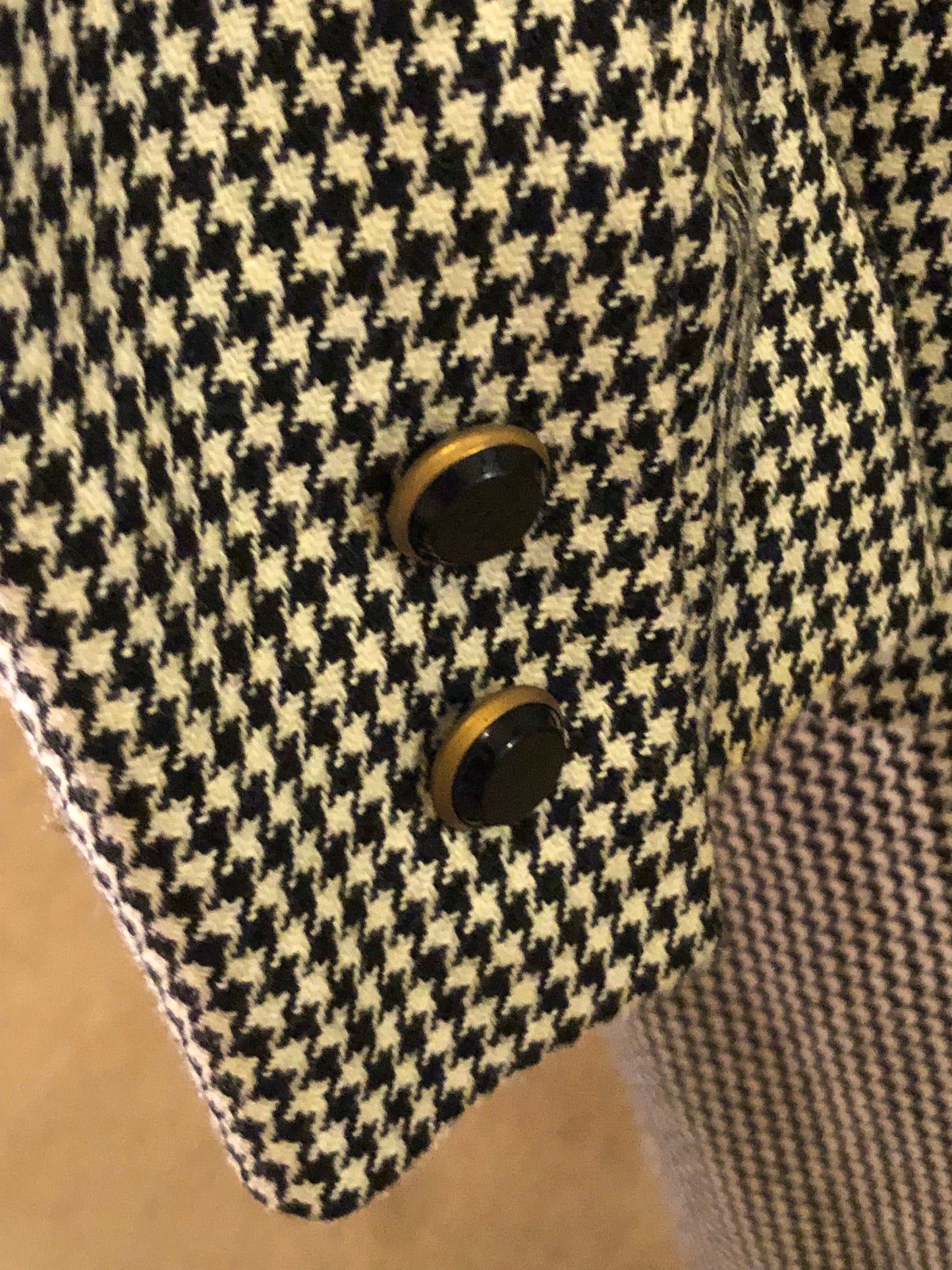 Two-Piece Houndstooth Print Kasper for ASL Jacket and Skirt, US Size 6