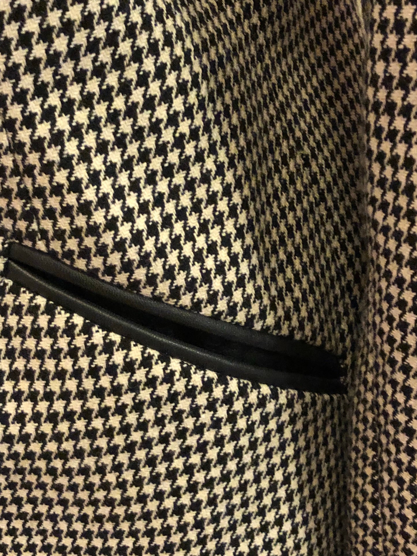 Two-Piece Houndstooth Print Kasper for ASL Jacket and Skirt, US Size 6