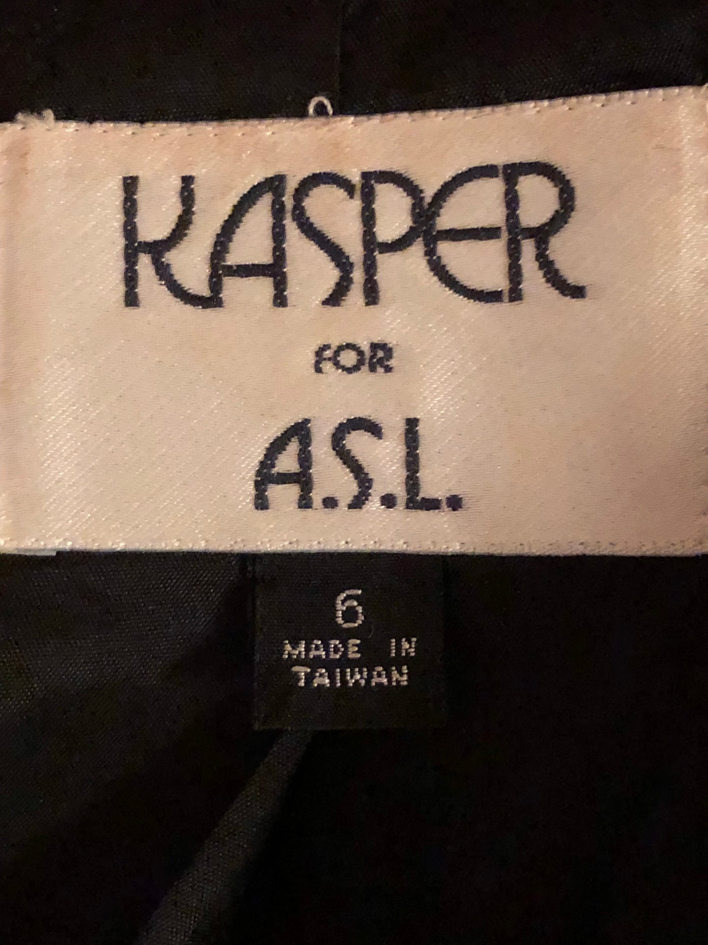 Two-Piece Houndstooth Print Kasper for ASL Jacket and Skirt, US Size 6