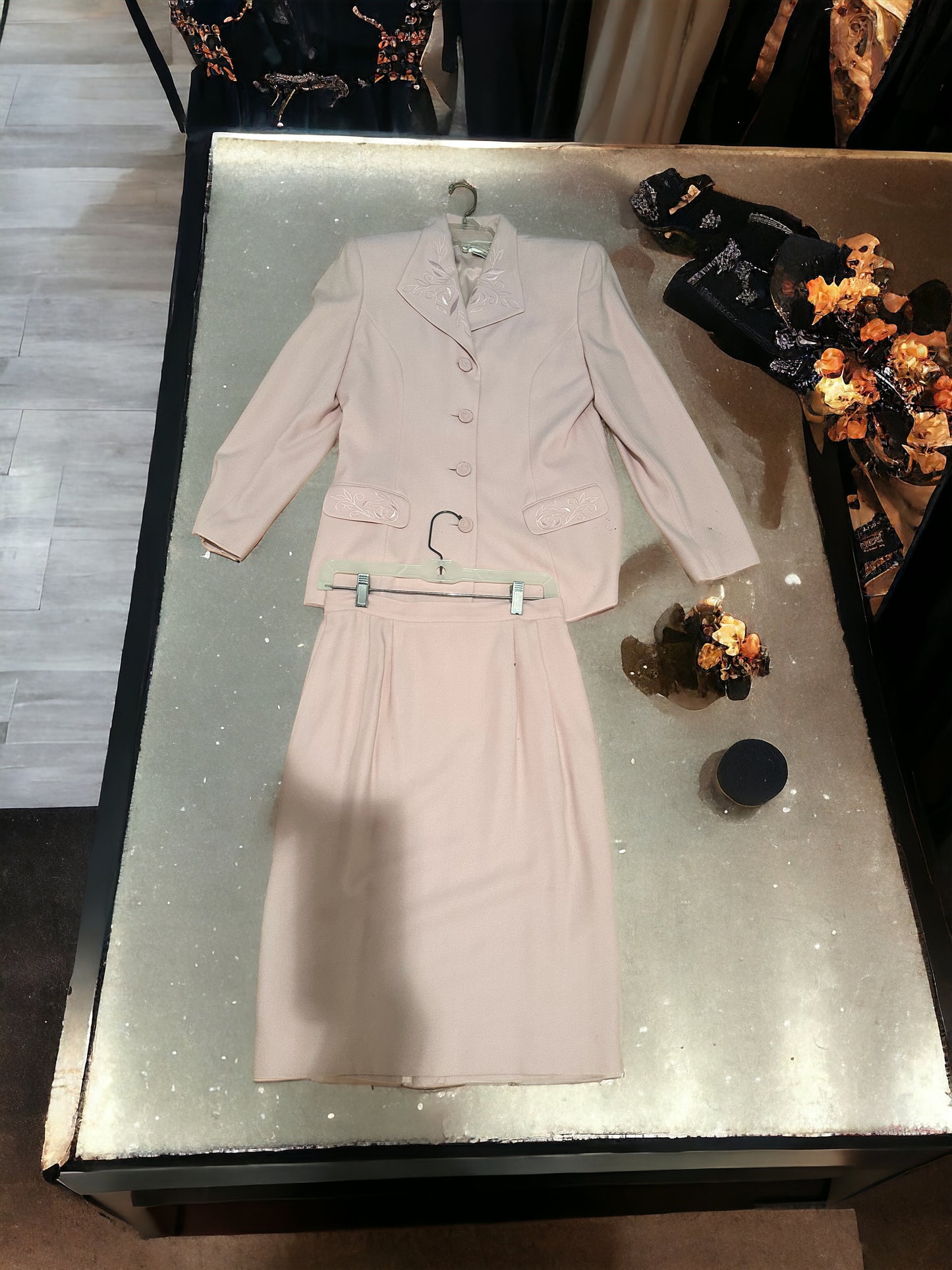 Stunning Casual Corner Two-Piece Dress Suit, US Size 10