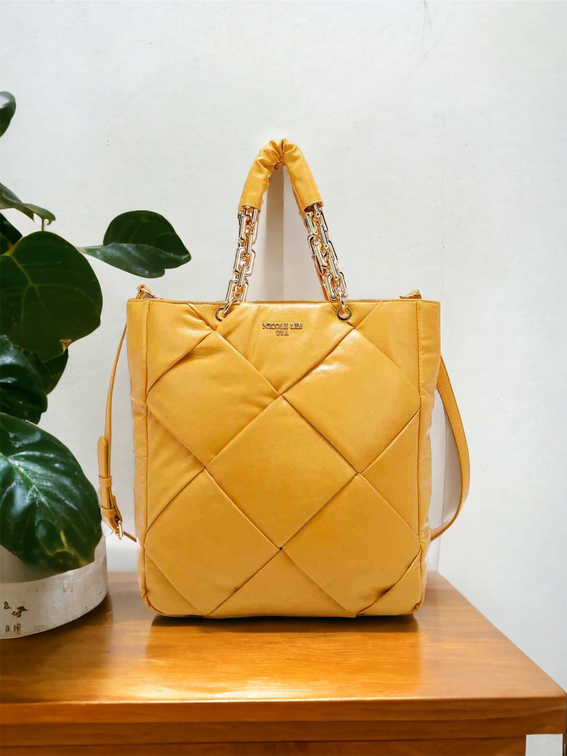 Nicole Lee USA Mesmerize Handbag