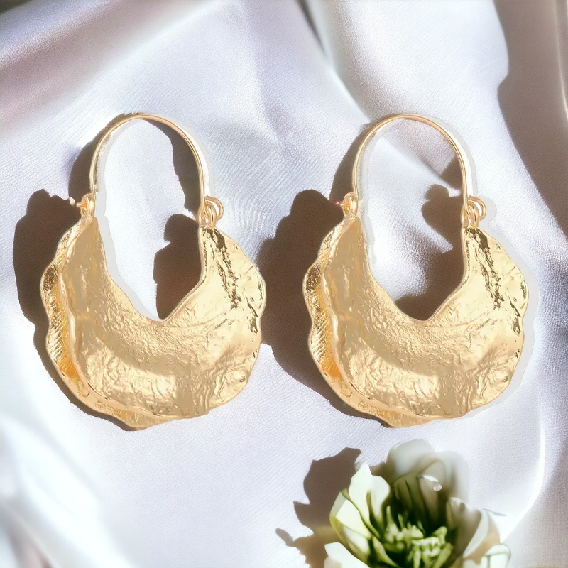 Geometric Rounded Dangle Earrings