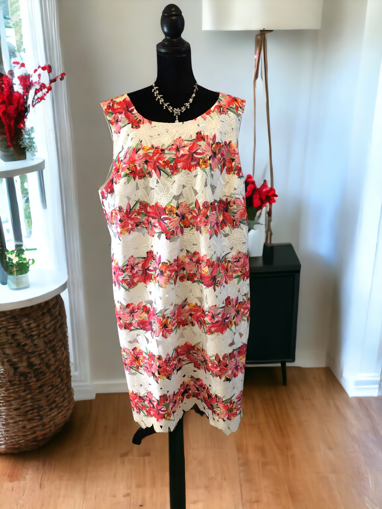 Julia Jordan Embroidered Dress, US Size 24W - NEW