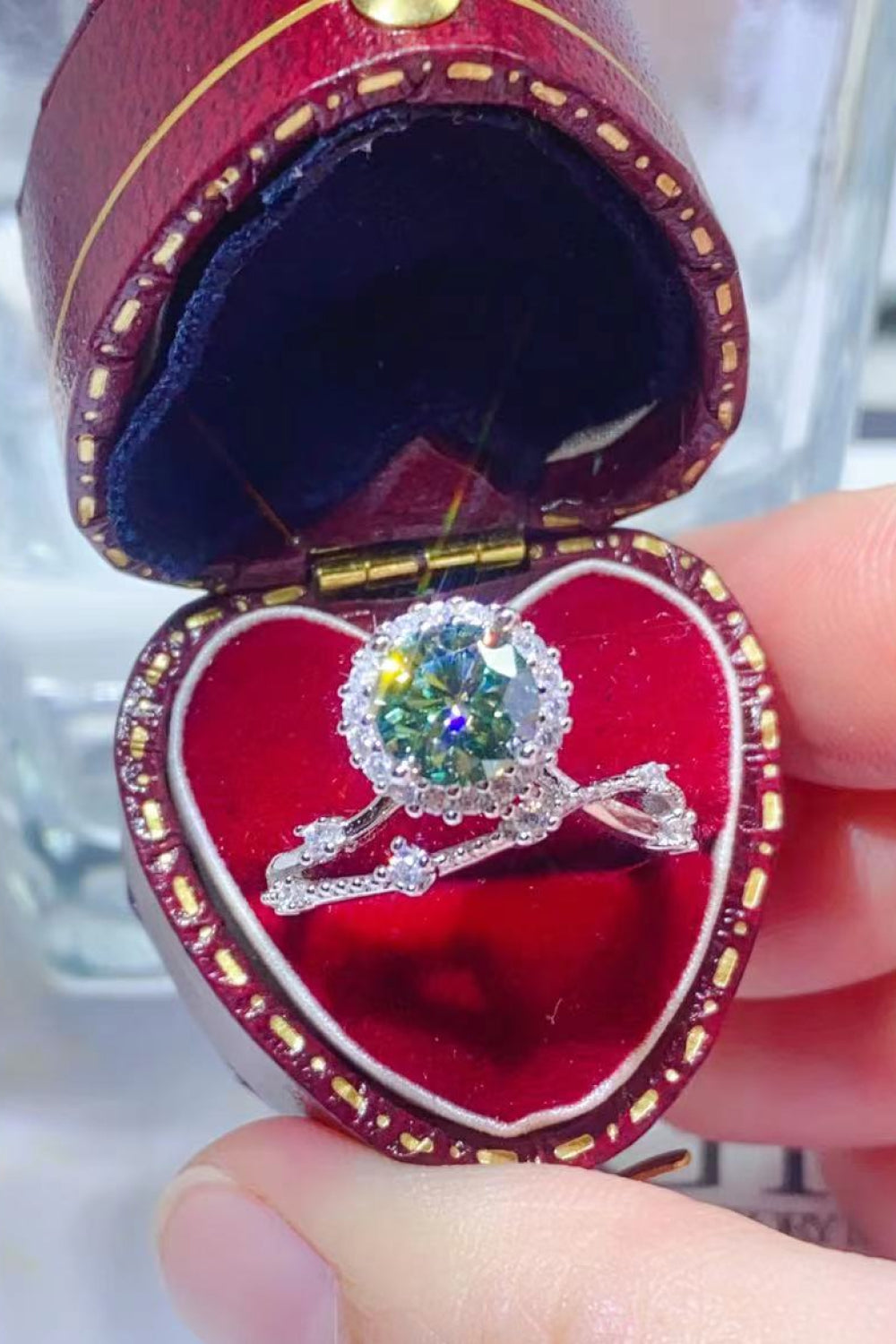 Uylees Boutique 1 Carat Moissanite Platinum-Plated Ring