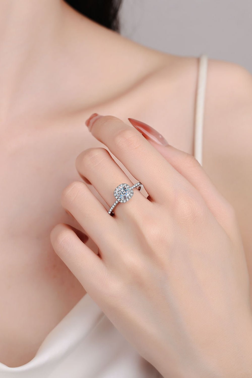 1 Carat Moissanite 925 Sterling Silver Halo Ring - Uylee's Boutique