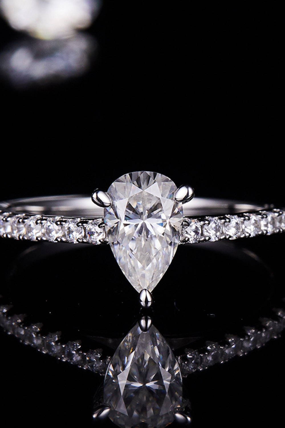 1 Carat Moissanite 925 Sterling Silver Side Stone Ring - Uylee's Boutique