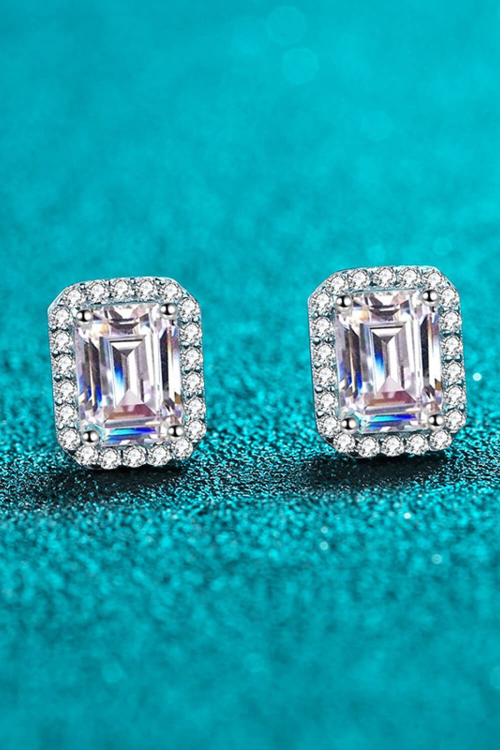 1 Carat Moissanite Rhodium-Plated Square Stud Earrings - Uylee's Boutique