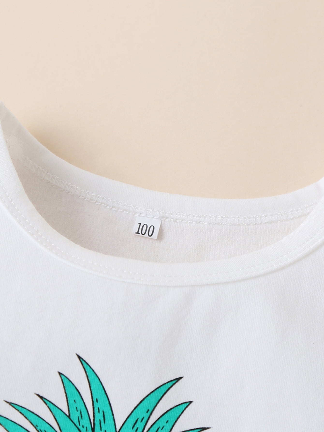 HELLO SUMMER パイナップルグラフィックタンクと切りっぱなしデニムショートパンツセット