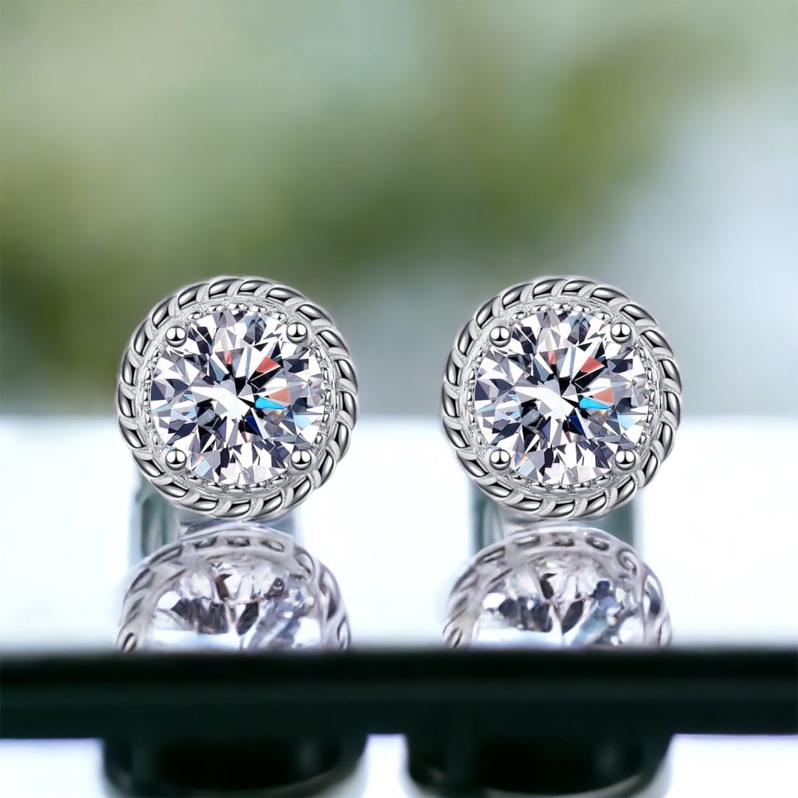 2 Carat Moissanite 925 Sterling Silver Stud Earrings - Uylee's Boutique