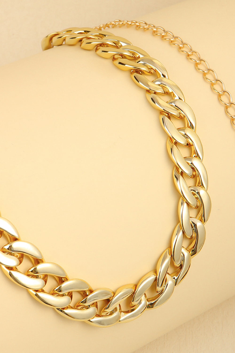 Uylee's Boutique Adjustable Curb Chain Belt