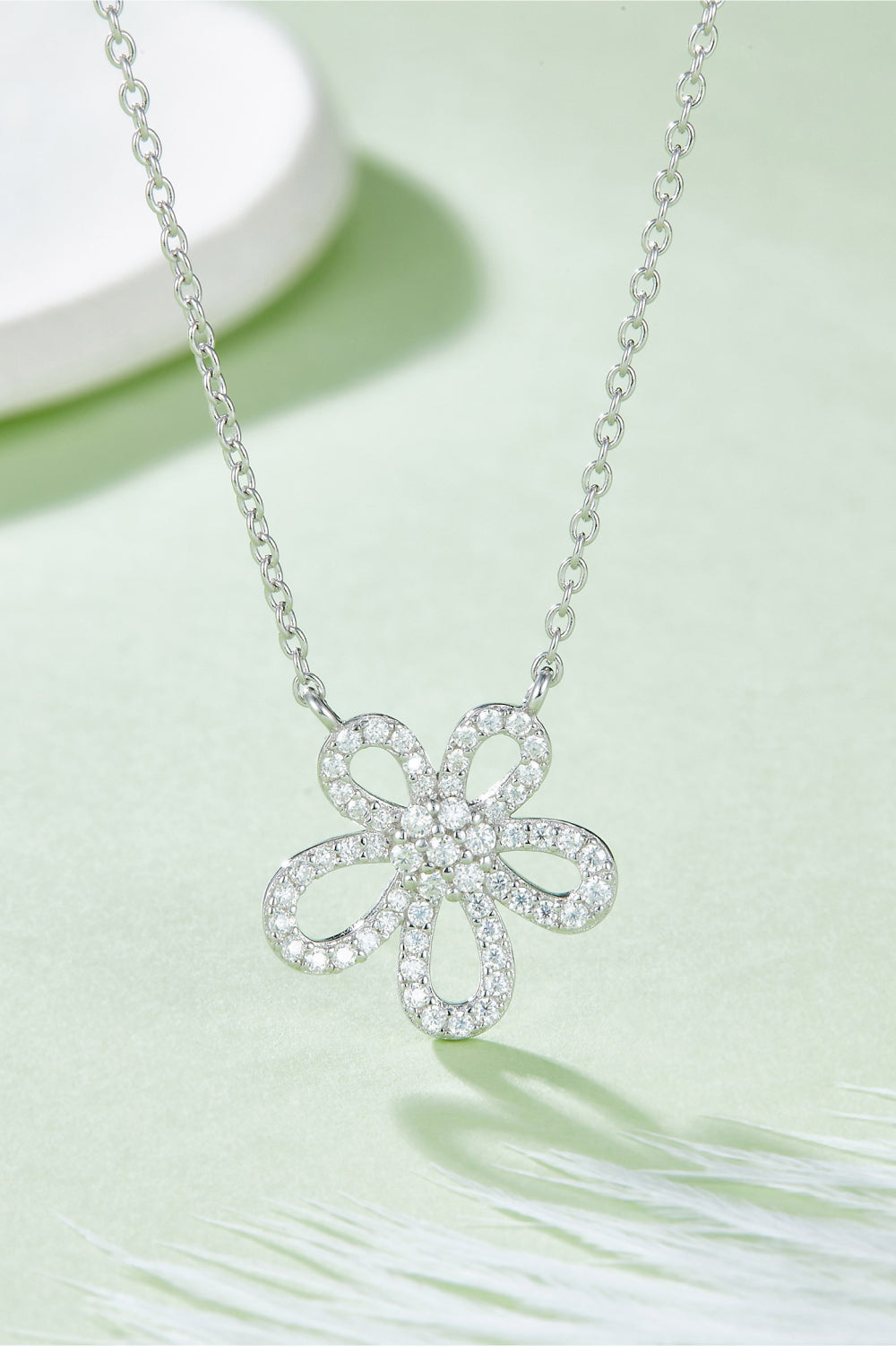 Uylees Boutique Moissanite Flower Pendant 925 Sterling Silver Necklace