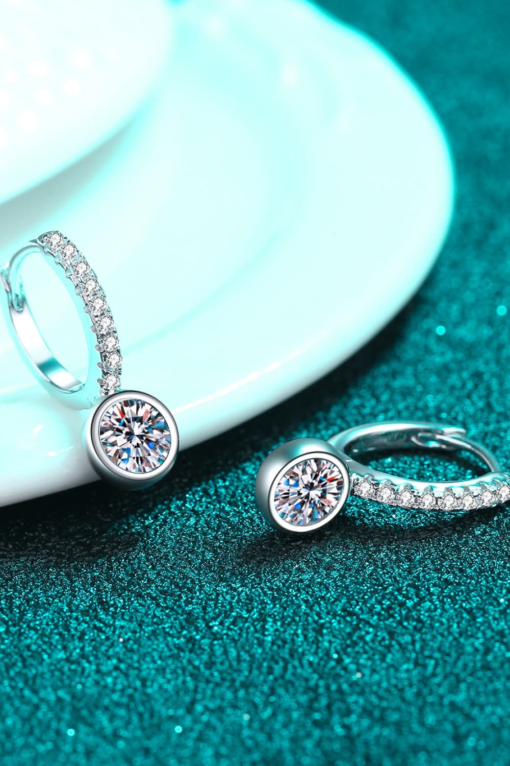 Uylees Boutique 1 Carat Moissanite Rhodium-Plated Drop Earrings