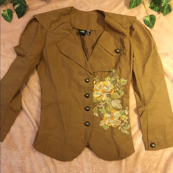Minhhanh Ladies Blazer, Size Small - Gently Used