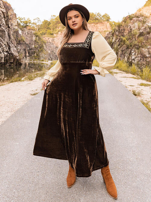 Plus Size Embroidered Square Neck Dress Plus Size Embroidered Square Neck Dress