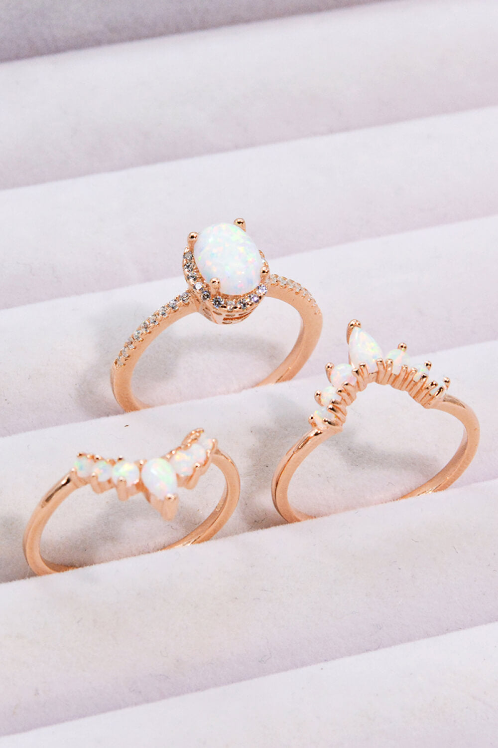 オパールとジルコンの 3 ピース リング セット