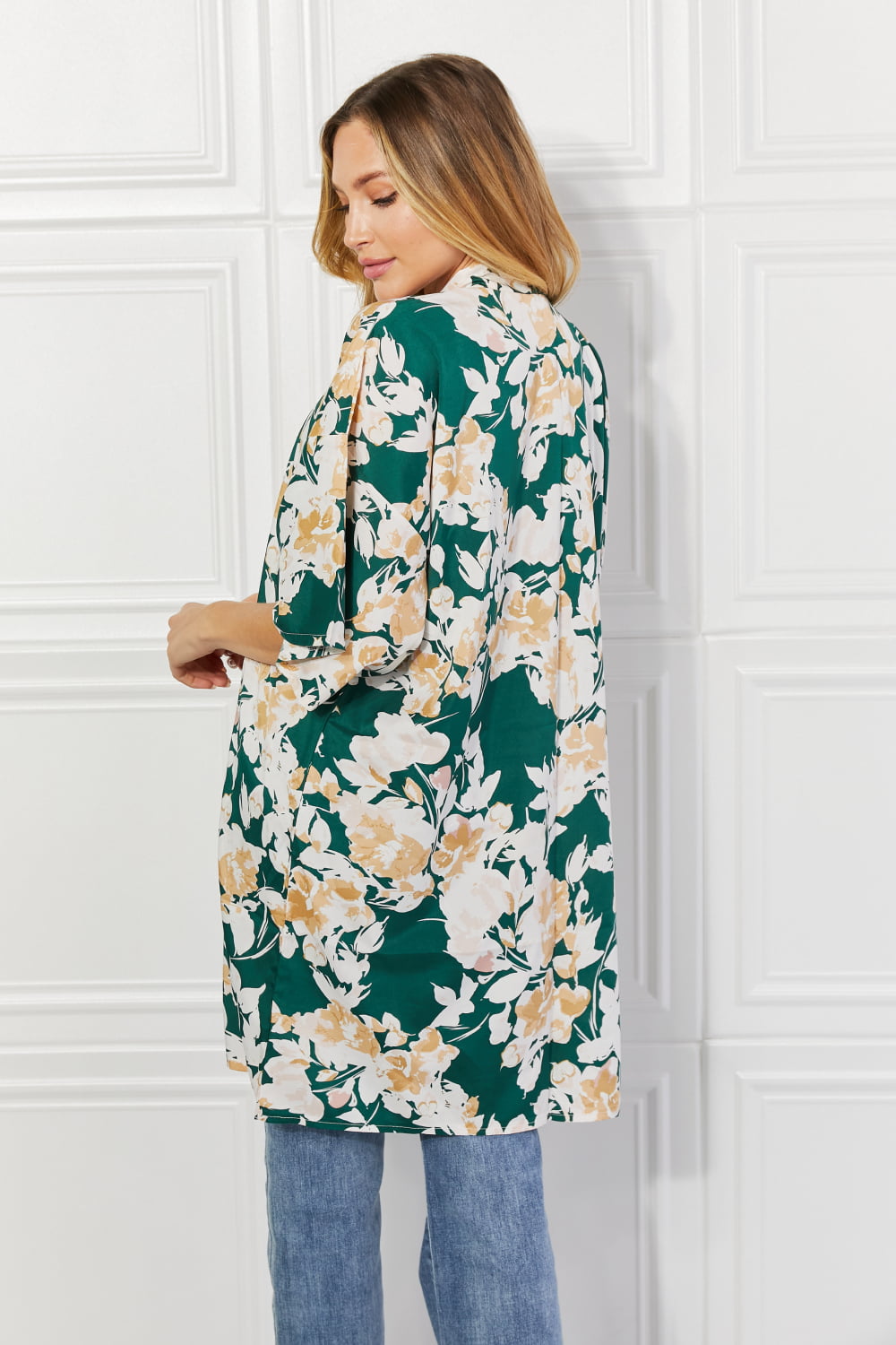 Uylee's Boutique 緑の花柄着物を育てる時間