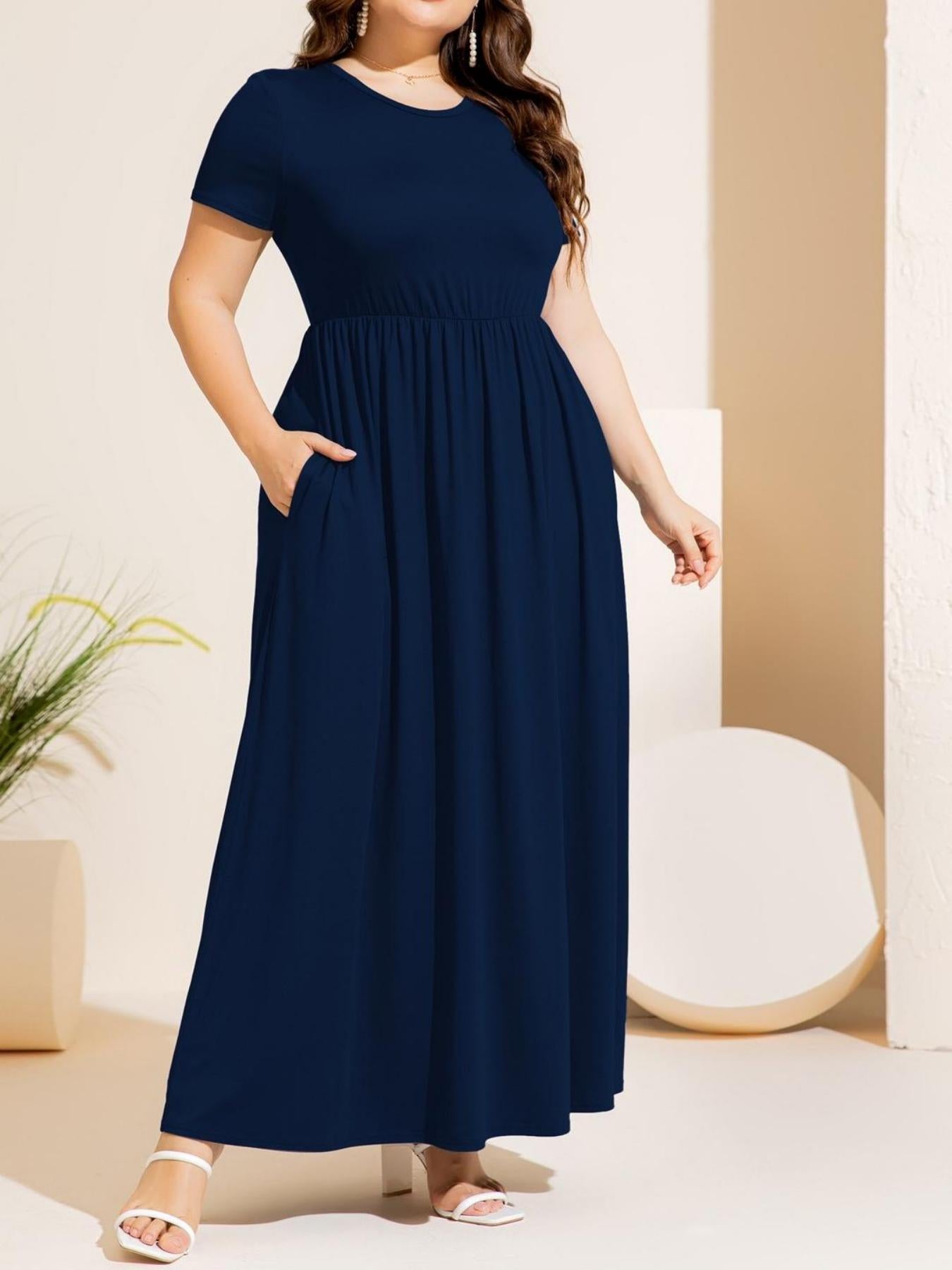 Plus Size Round Neck Short Sleeve Maxi Dress with Pockets Uylee's Boutique Plus Size Round Neck Short Sleeve Maxi Dress with Pockets Uylee's Boutique