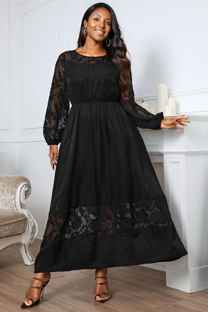 Plus Size Embroidery Round Neck Long Sleeve Maxi Dress