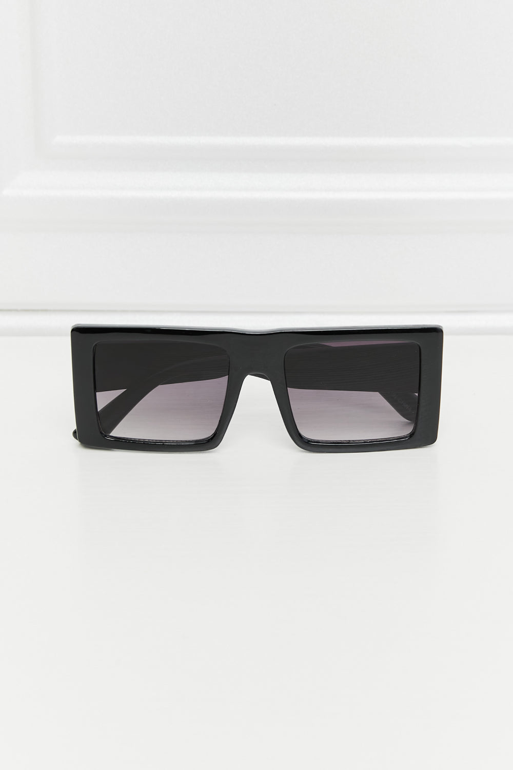 Uylee's Boutique Square Polycarbonate Sunglasses