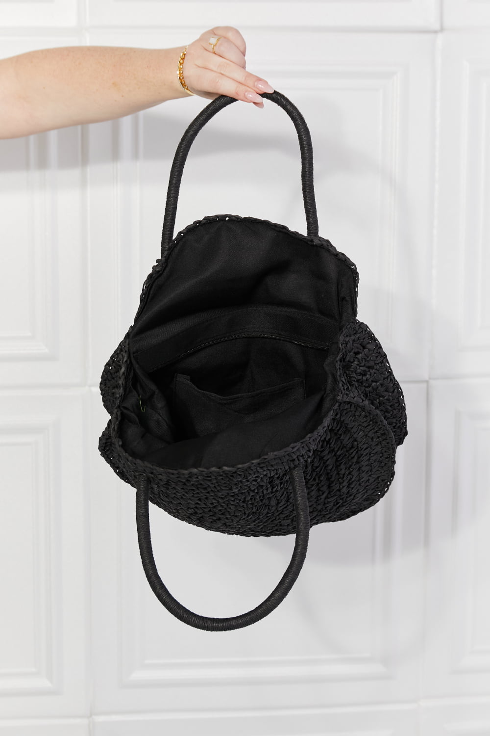 Uylee’s Boutique Justin Taylor Beach Date Straw Rattan Handbag in Black