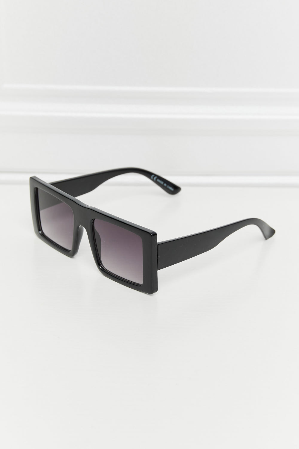 Uylee's Boutique Square Polycarbonate Sunglasses