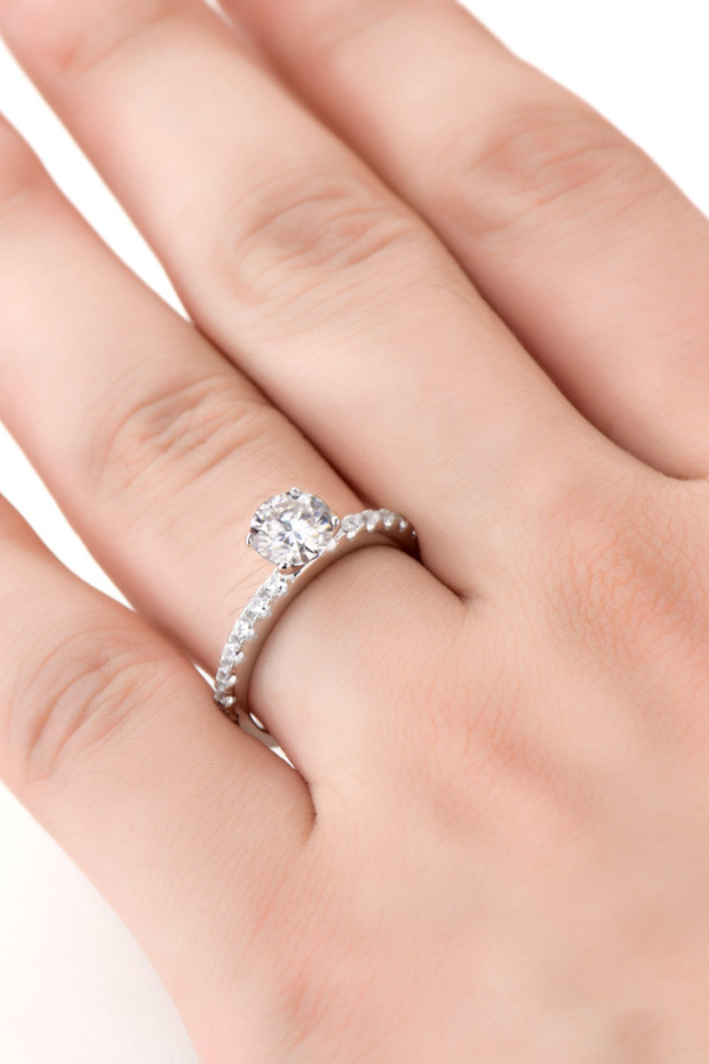 Uylees Boutique Moissanite Platinum-Plated Side Stone Ring