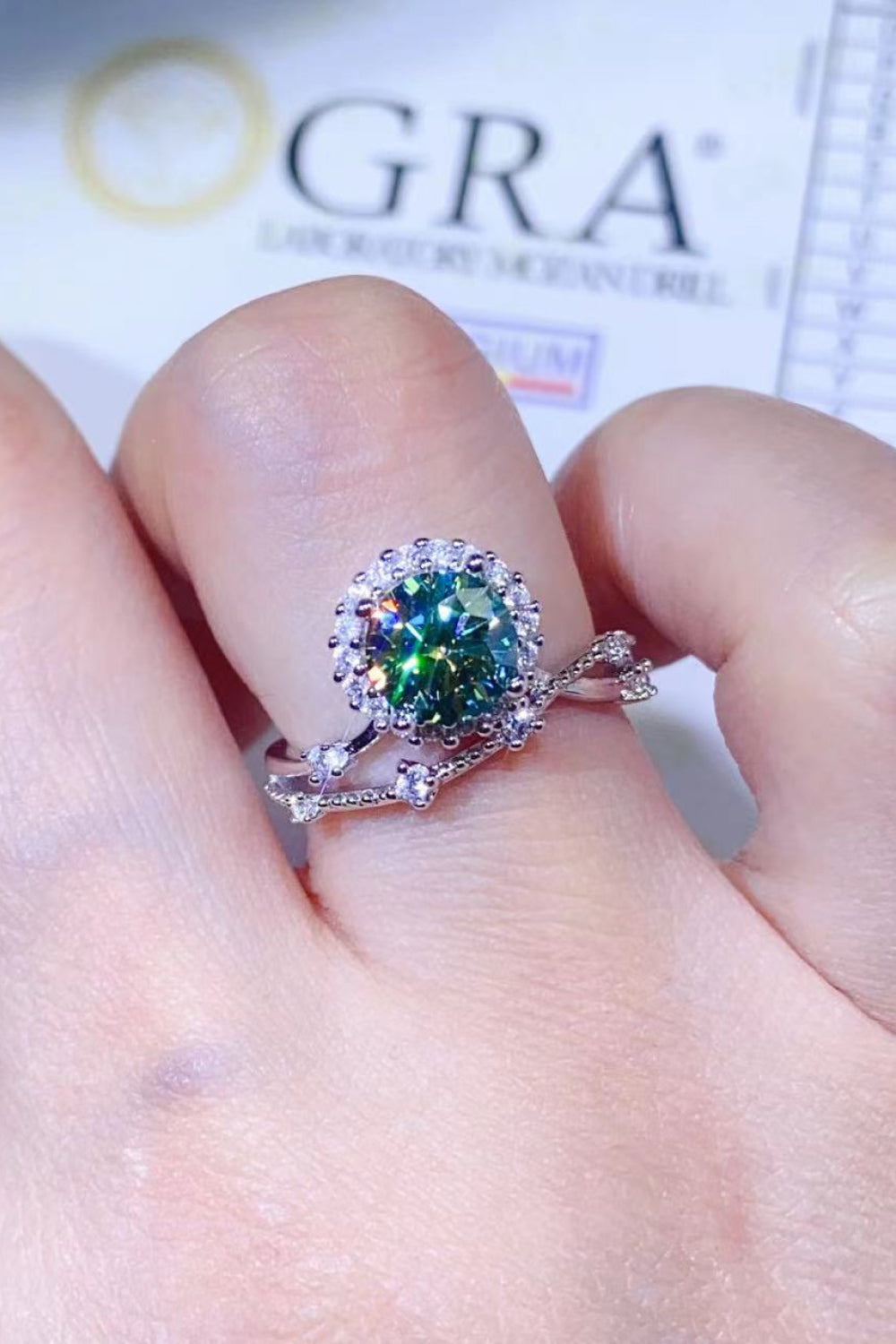 Uylees Boutique 1 Carat Moissanite Platinum-Plated Ring