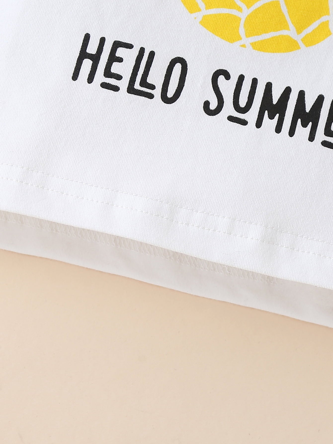 HELLO SUMMER パイナップルグラフィックタンクと切りっぱなしデニムショートパンツセット