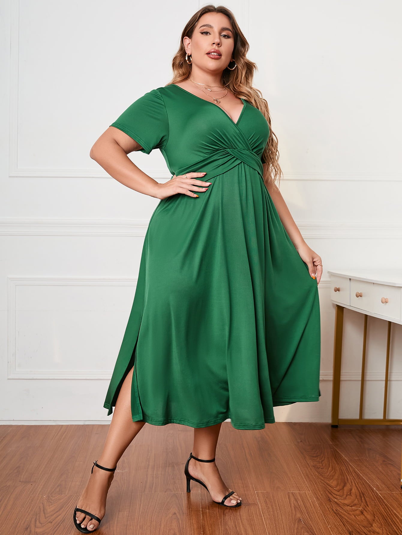 Uylees Boutique Plus Size Short Sleeve Surplice Neck Midi Dress