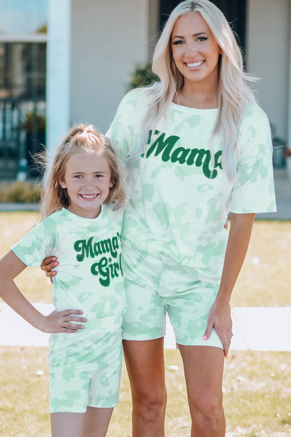 Girls Printed Letter Graphic Lounge Set (Mommy and Me Set)