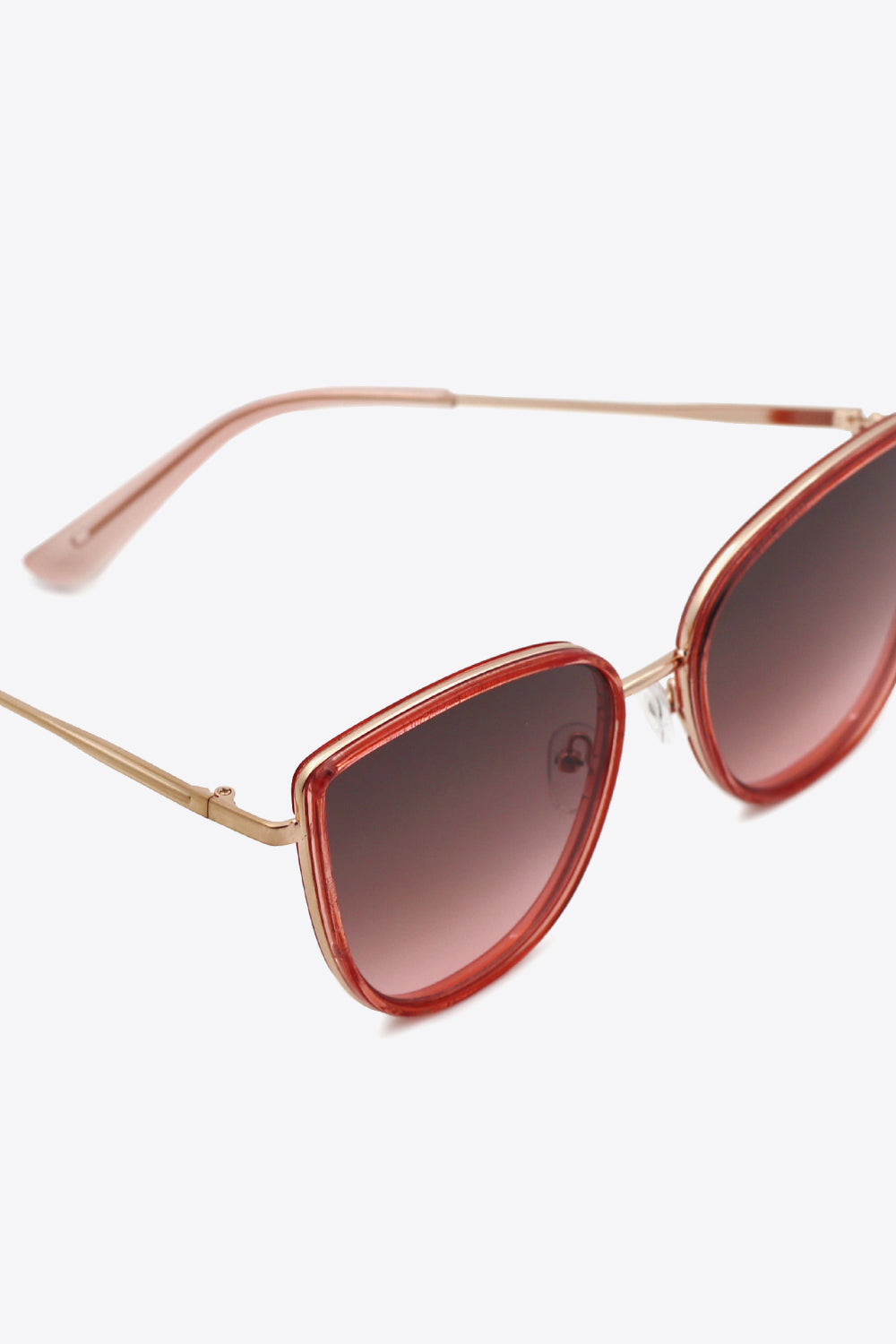 Uylee’s Boutique Full Rim Metal-Plastic Hybrid Frame Sunglasses