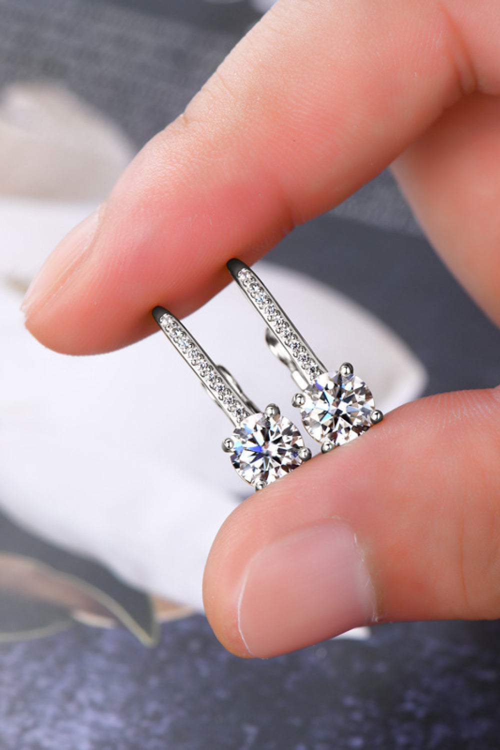 Uylees Boutique 2 Carat Moissanite 925 Sterling Silver Earrings