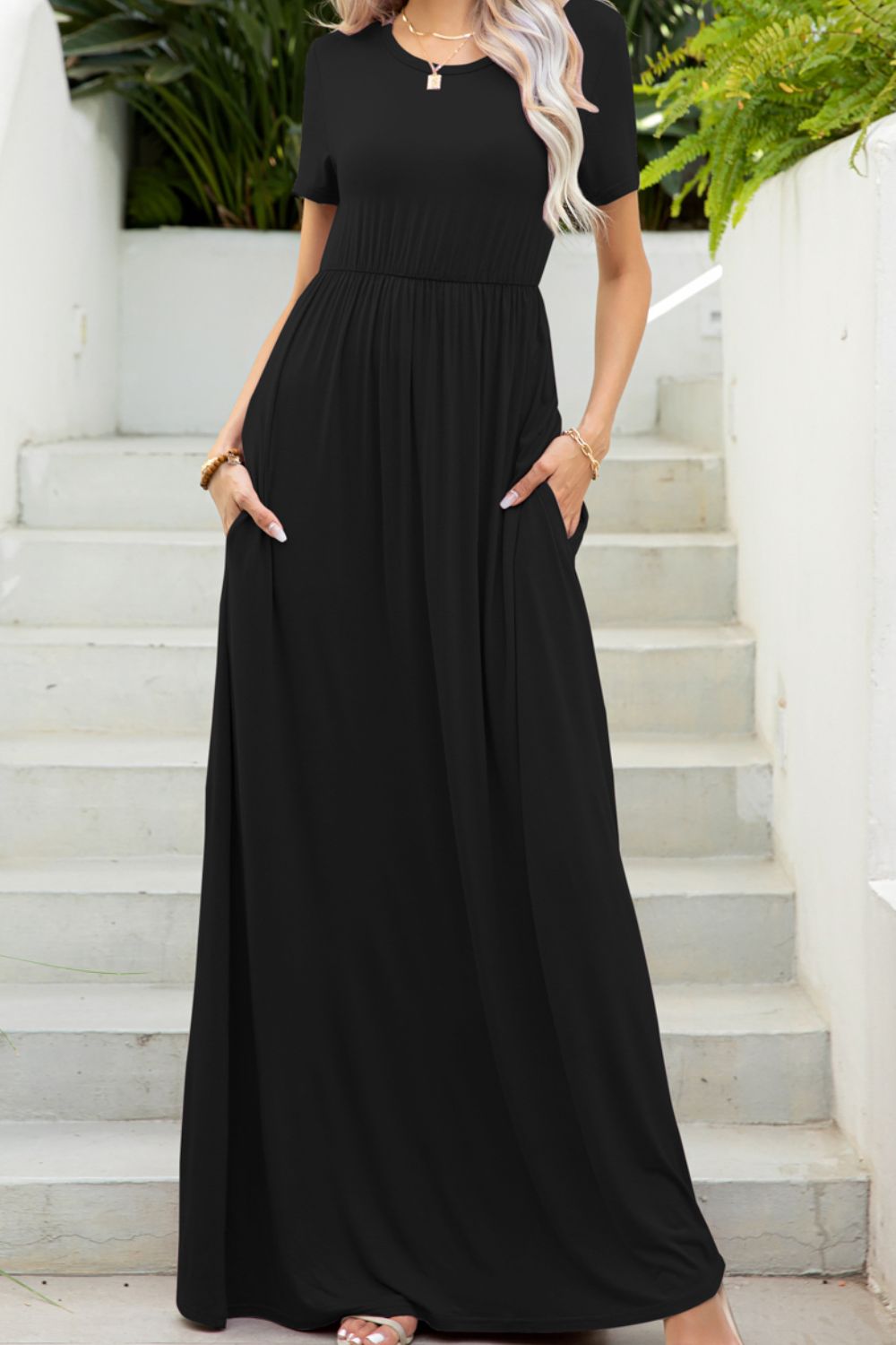 Round Neck Maxi Tee Dress with Pockets - Black / 2XL Round Neck Maxi Tee Dress with Pockets - Black / 2XL