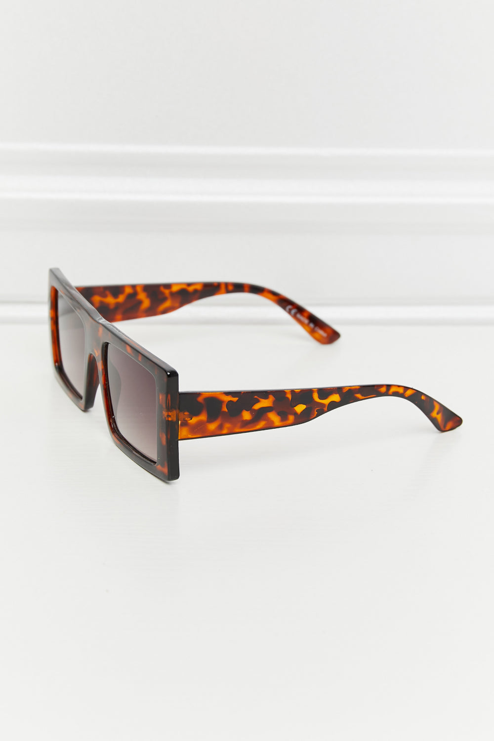 Uylee's Boutique Square Polycarbonate Sunglasses