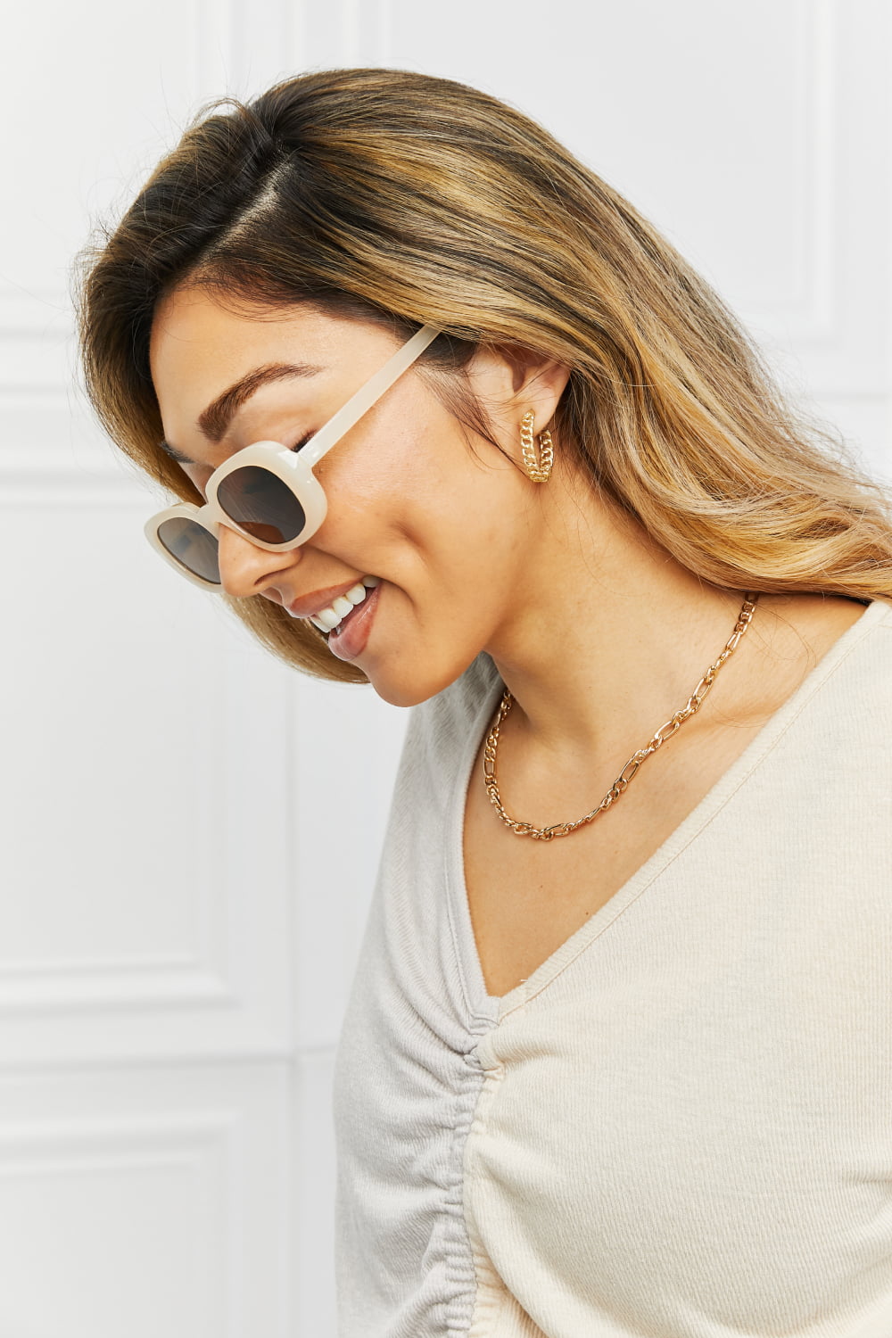 Uylee's Boutique Oval Full Rim Sunglasses