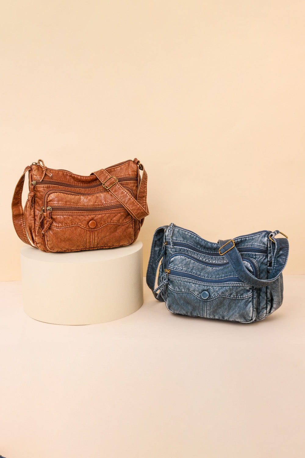 Uylee's Boutique PU レザー クロスボディ バッグ