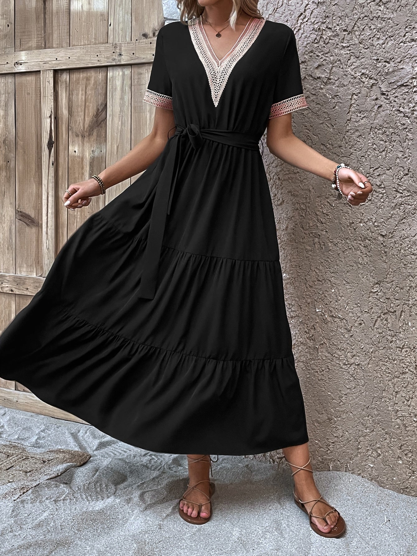 Contrast V-Neck Tie Waist Tiered Dress