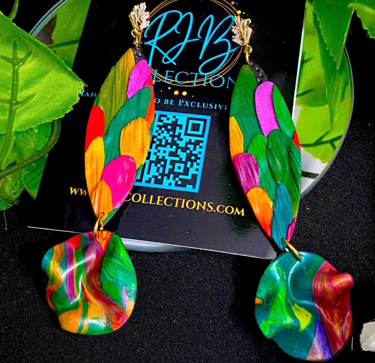Hand Made Rhinestone Top Peacock Dangled Earrings
