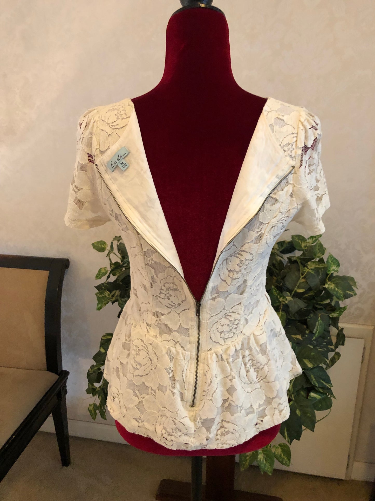 Hearts Brand Lace Fitted Blouse, Size Medium - Gently Used
