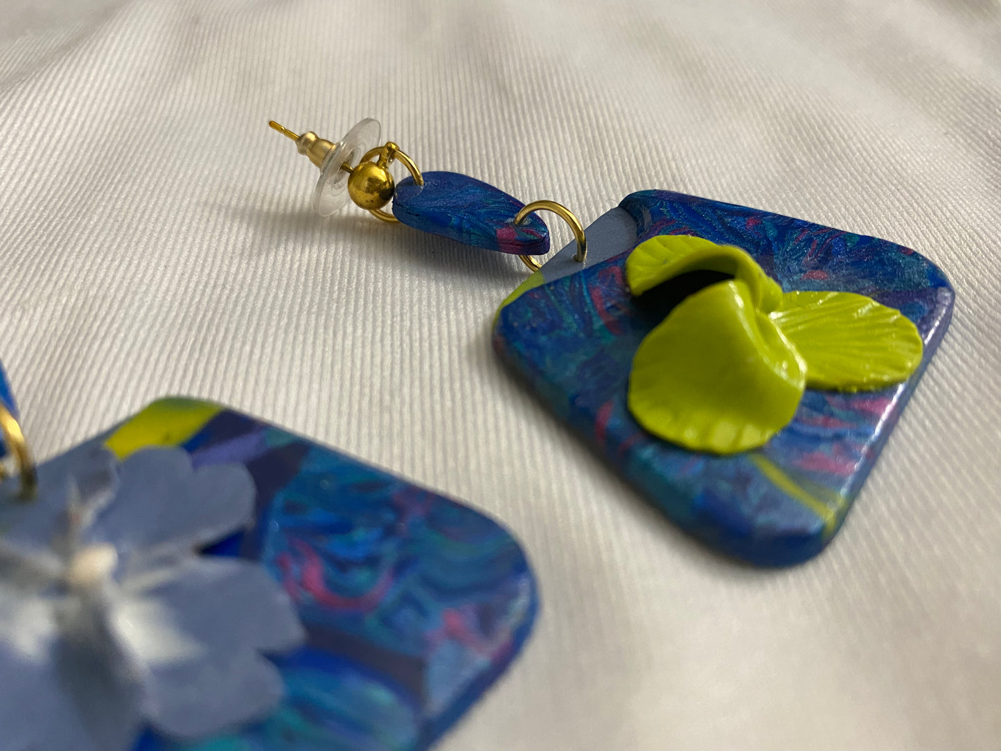 Handmade Floral Box Pierced Dangle Earrings