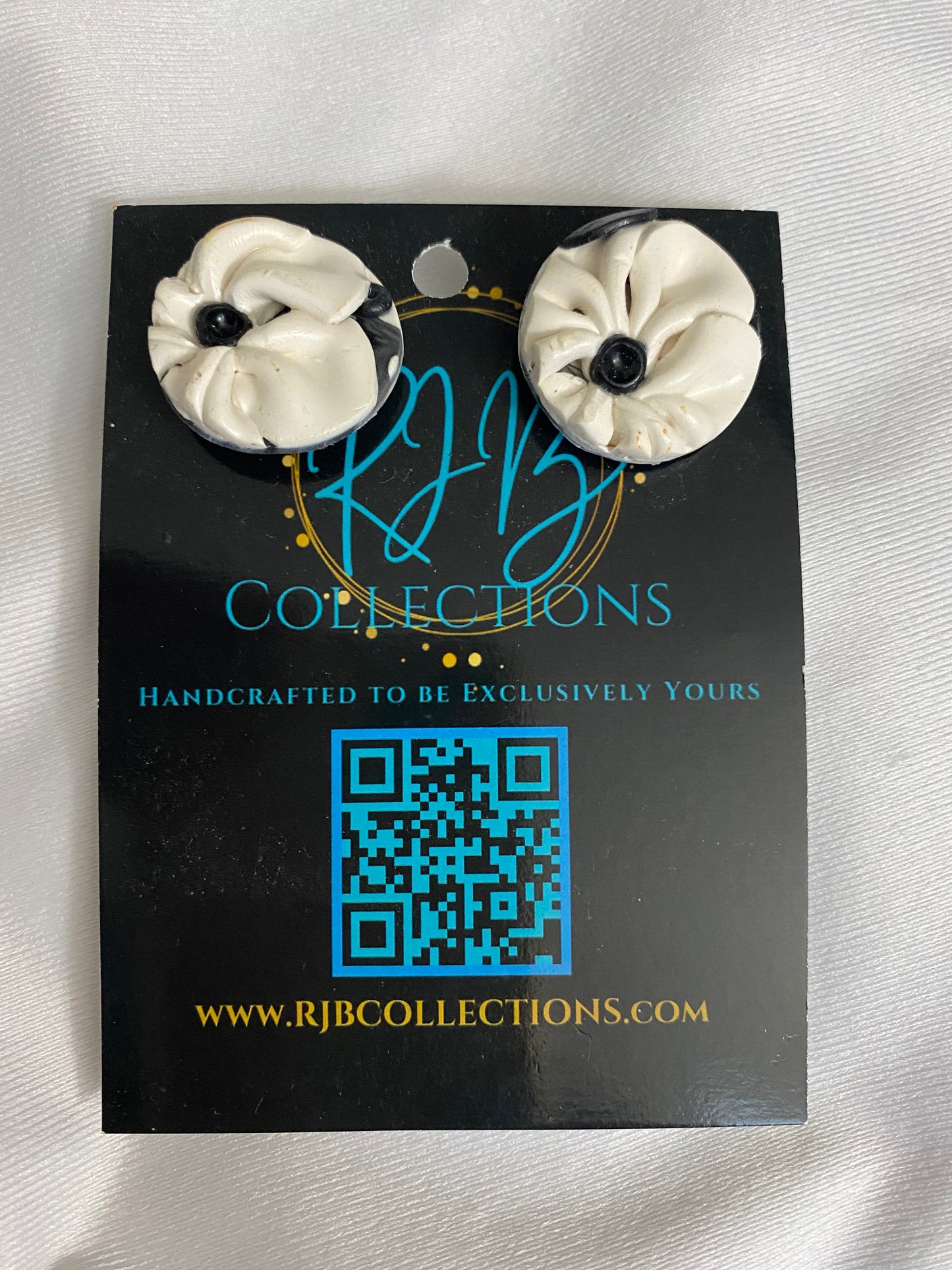 Handmade Black and White Floral Pierced Earrings