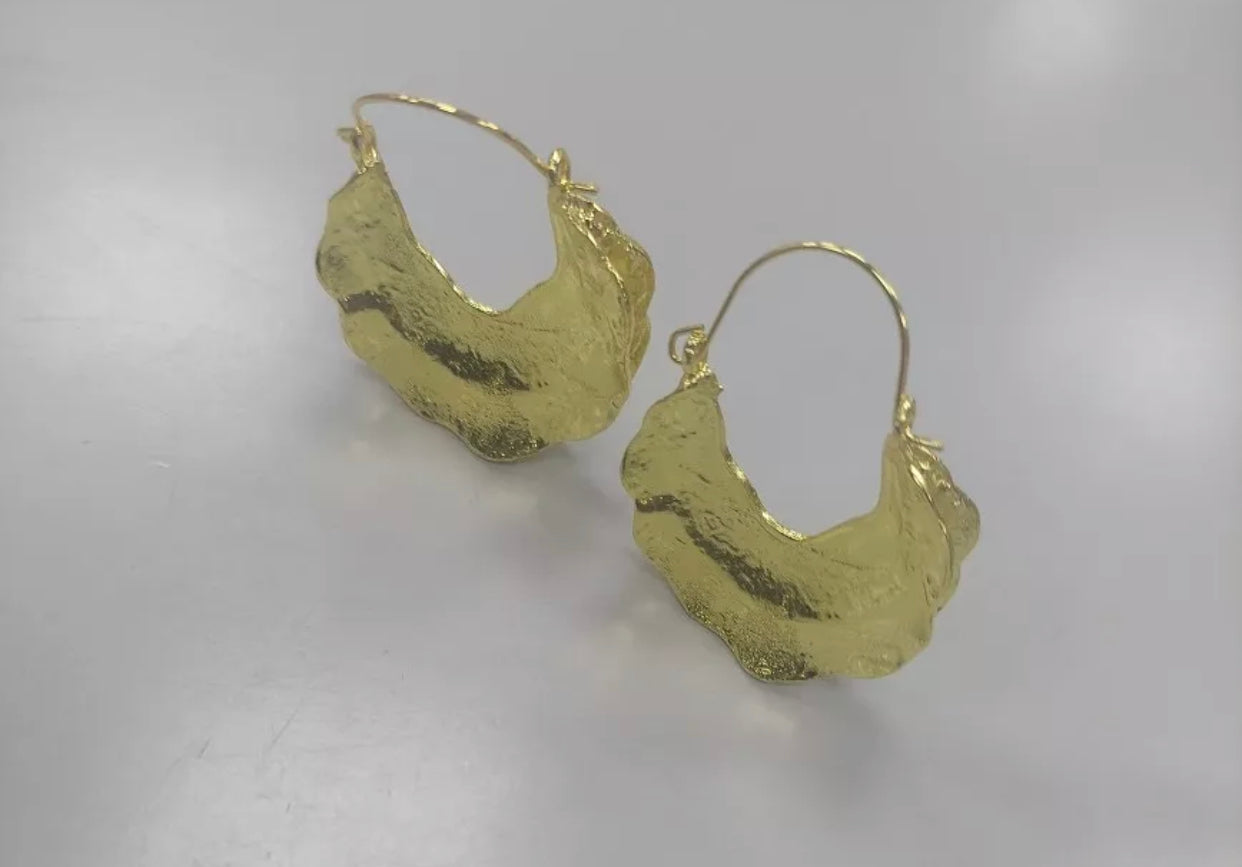Geometric Rounded Dangle Earrings