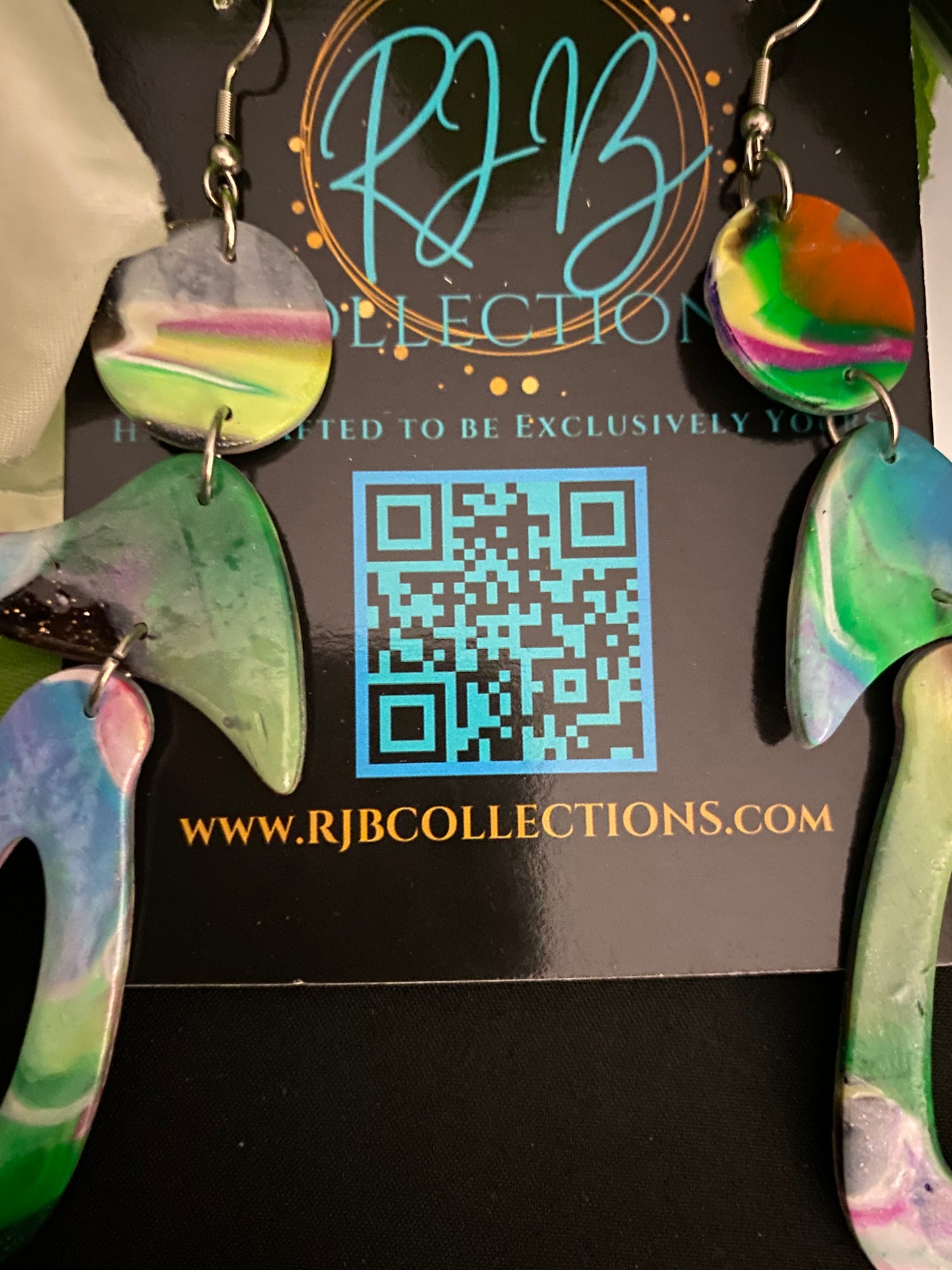 Hand Made Salsa Lady Green Theme Dangle Earrings