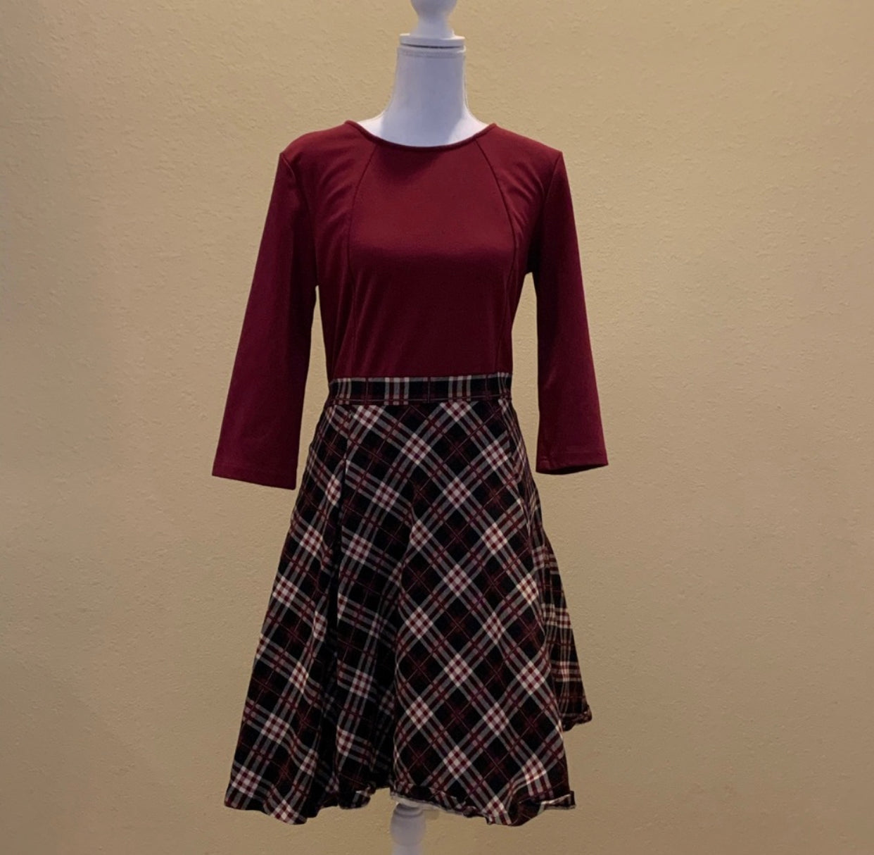 Miusol Retro Inspired Plaid Dress, Size Medium (US Size 8) - Gently Used