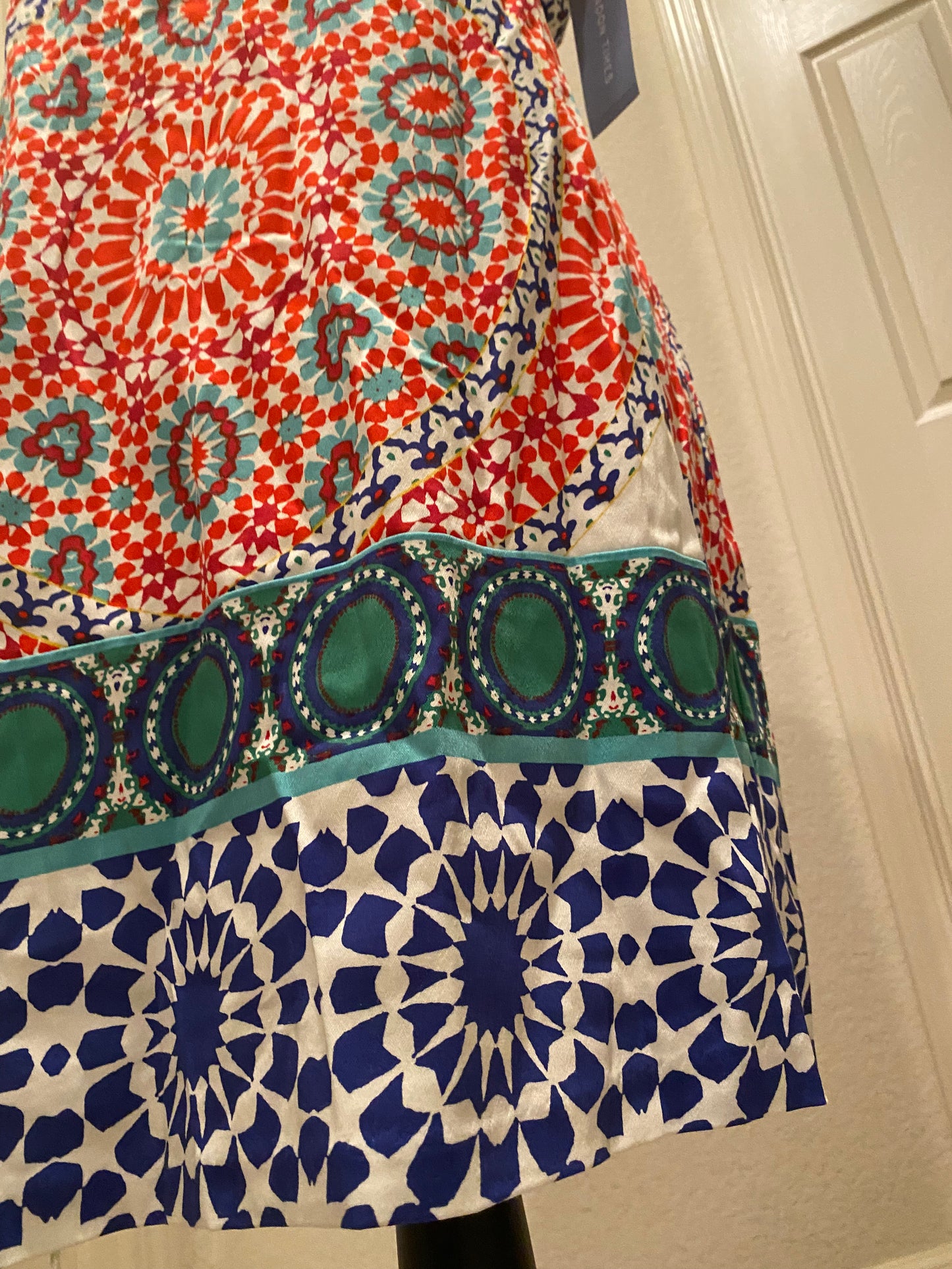 London Times Dress, US Size 8 - NEW