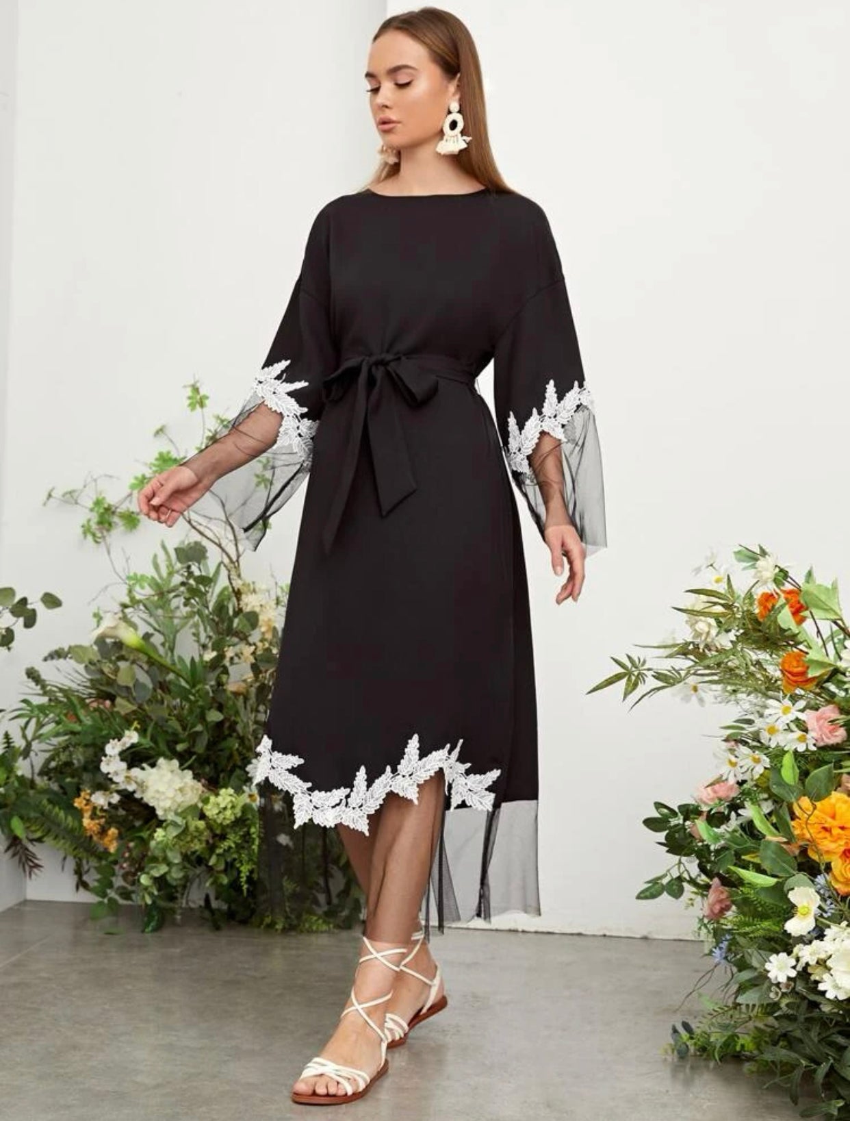 Guipure Lace Contrast Dress (US Sizes 4 - 12)