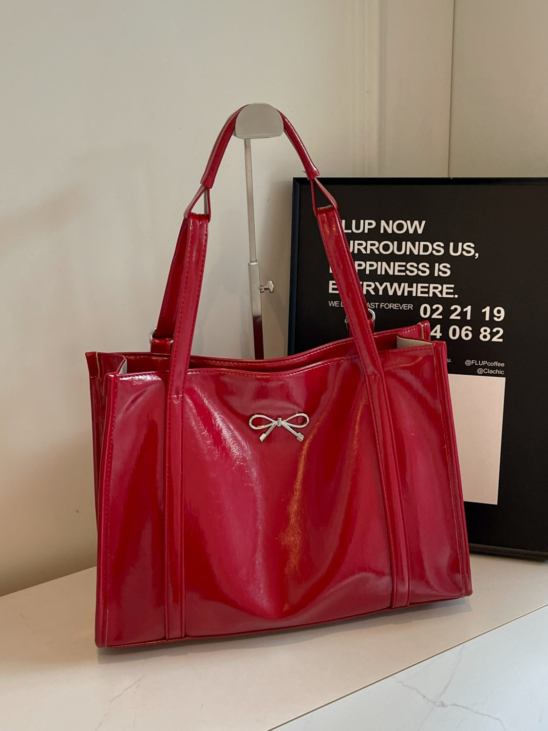 Uylee's Boutique Bags and Purses