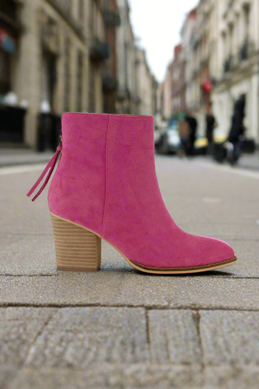 Uylee's Boutiques Boots