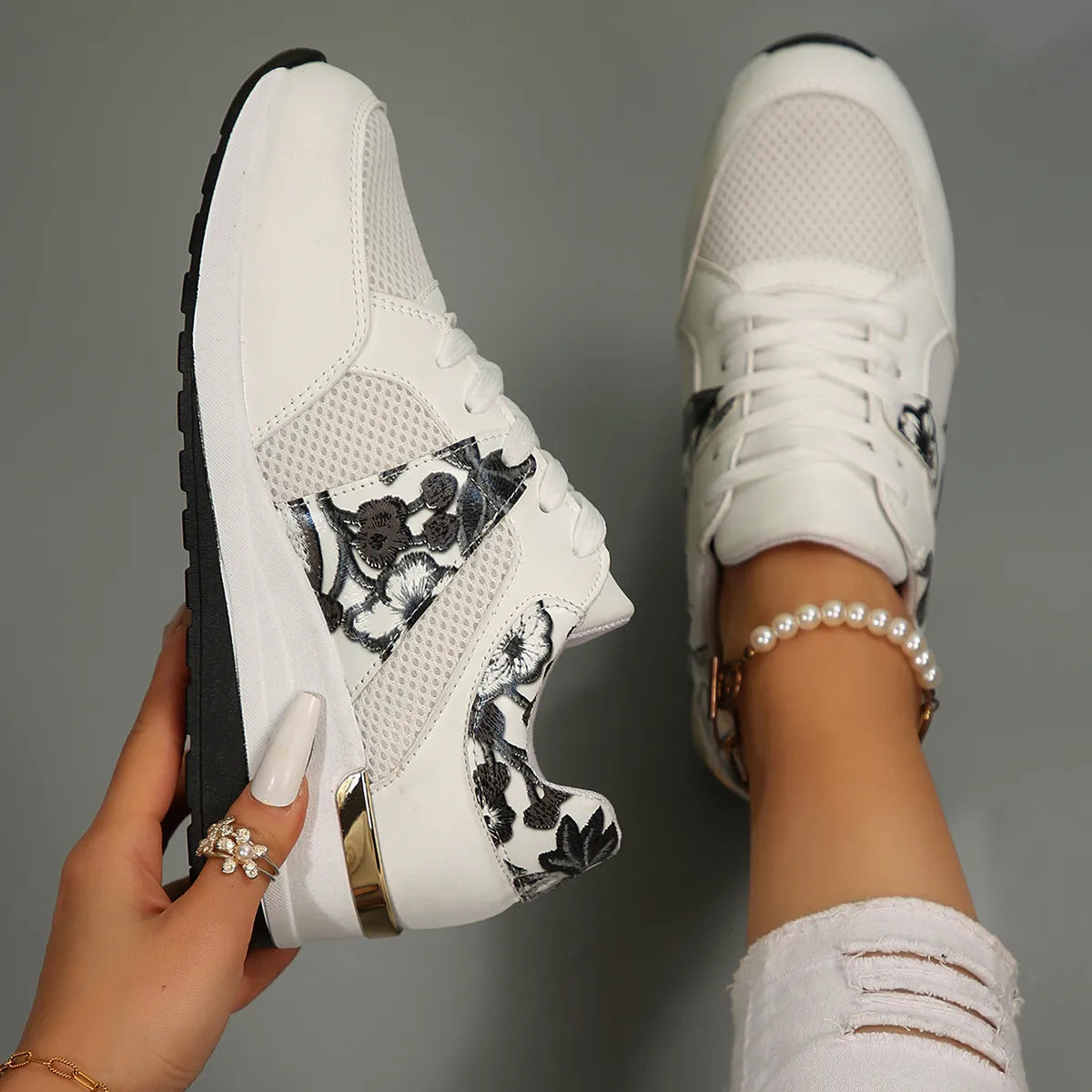 Uylee's Boutique Athletic Shoes