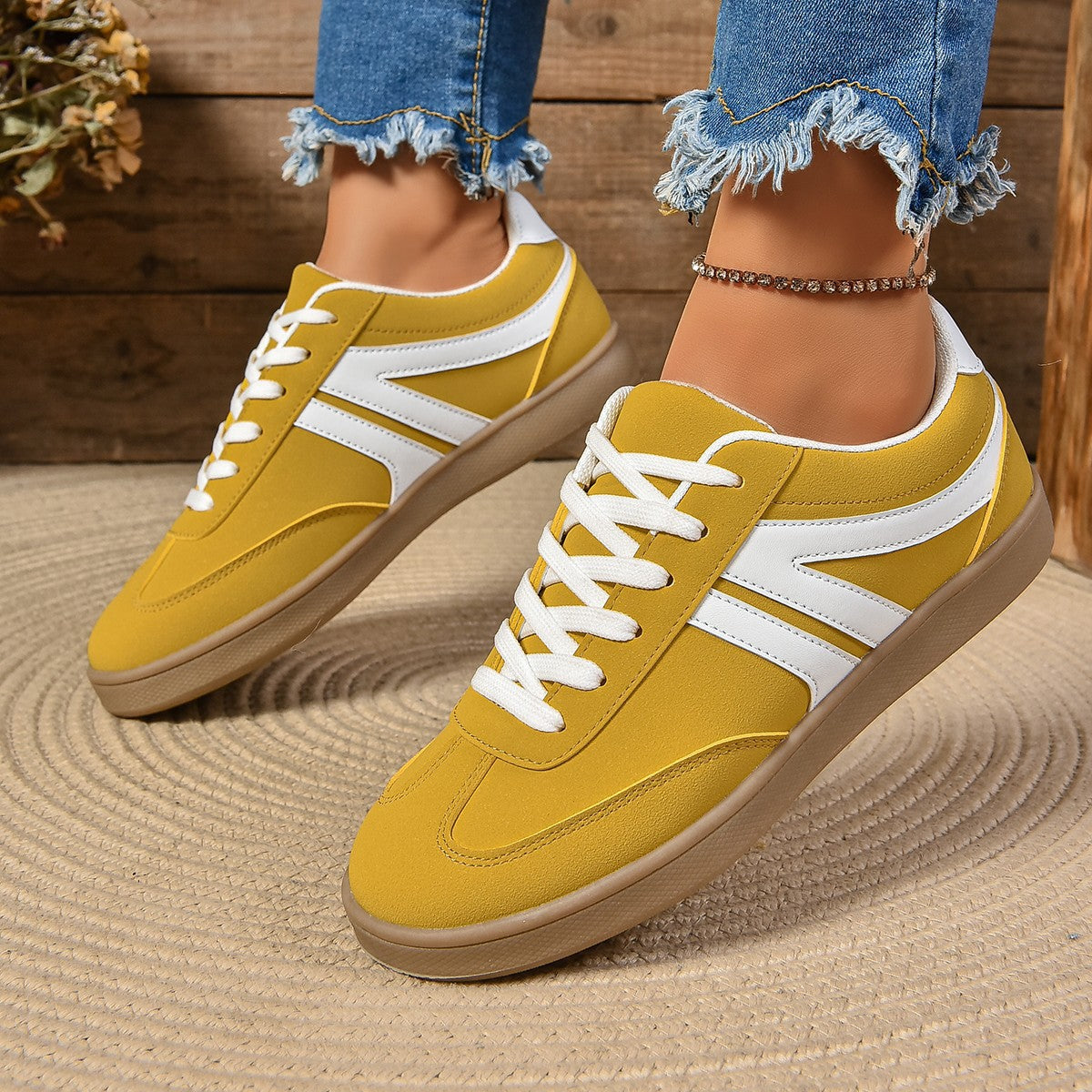 Uylee's Boutique Athletic Shoes